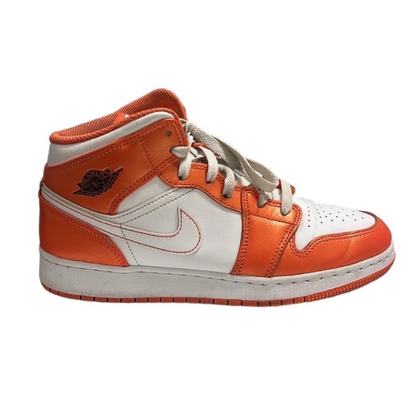 Air Jordan 1 Mid SE GS “Electro Orange” Sneakers Size 7Y - Picture 3 of 9